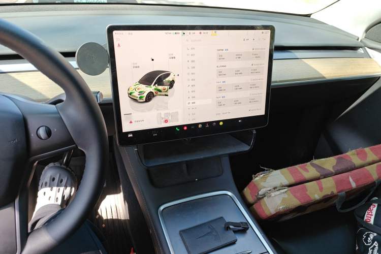 Used Tesla Model Y 2022 Revised Version Long-Range All-Wheel Drive Audio And AC Panel