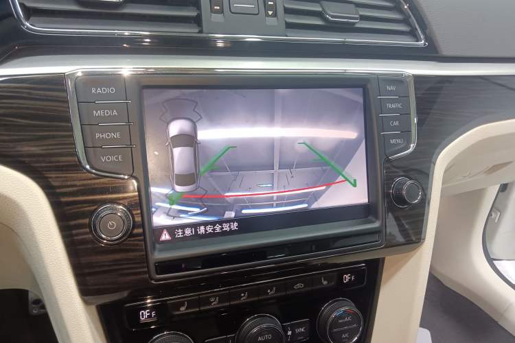 Used Volkswagen Lamando 2018 280TSI DSG Luxury Edition
