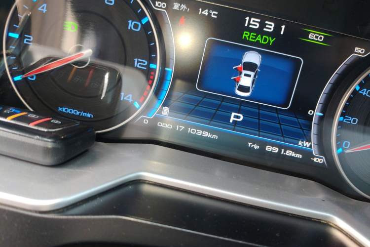 Used Geely Auto Emgrand New Energy 2016 EV Elite Model Odometer Close Up