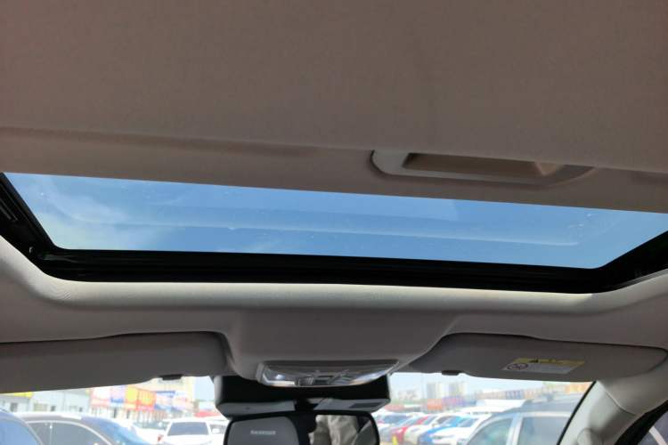 Used Great Wall Poer 2019 2.0T Automatic Gasoline Two-Wheel Drive Comfort Edition GW4C20B Headliner