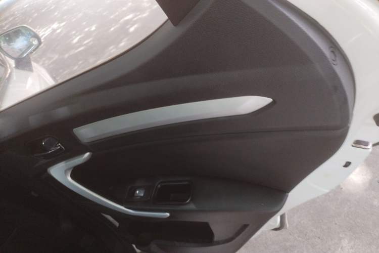 Used JAC Refine S3 2016 1.5L Manual Luxury Smart Version