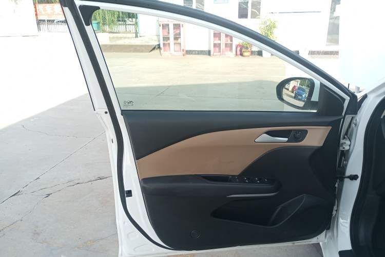 Used Chevrolet Monza 2022 320 Automatic Enjoyment Sunroof Version