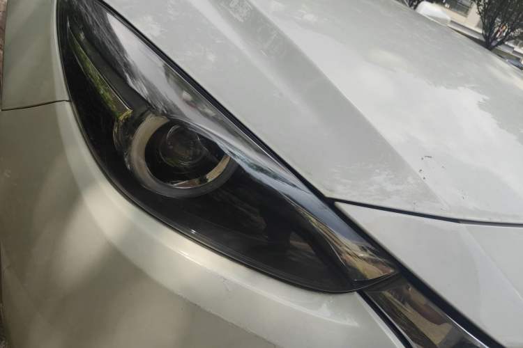 Used Mazda 3 Axela 2017 Sedan 1.5L Automatic Luxury Model China VI Standard