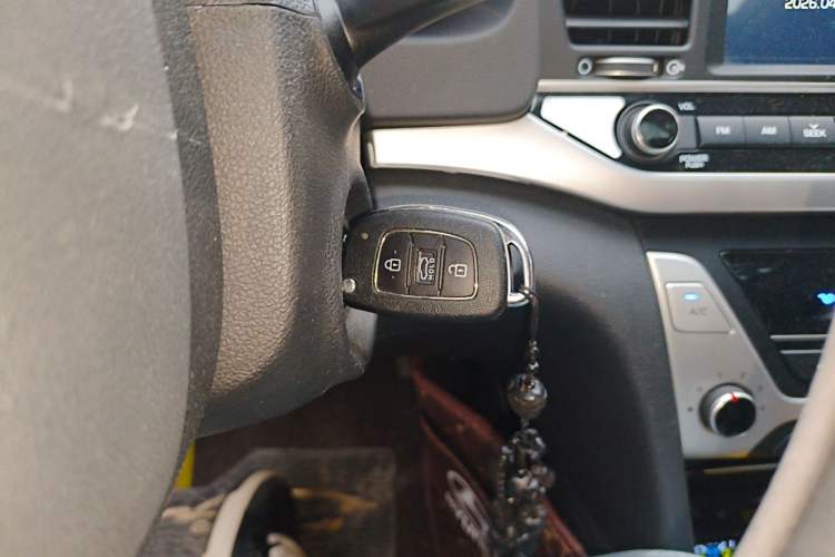 Used Hyundai Elantra (6th Generation / Lingdong) 2016 1.6L Automatic ZhiXuan – Elite Version Vehicle Key