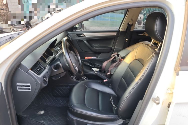 Used Volkswagen Bora 2015 Qihui Edition 1.6L Automatic Fashion Model Left Front Seat