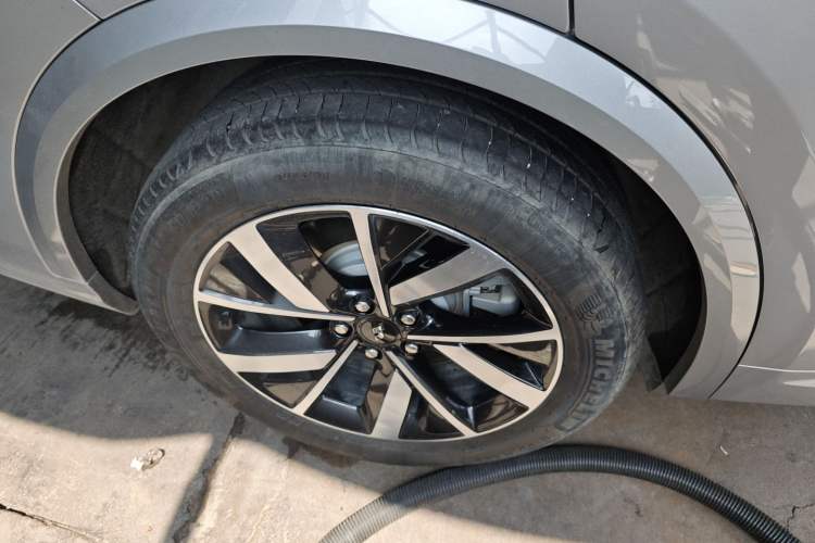 Used Li Auto L8 2023 Pro Model