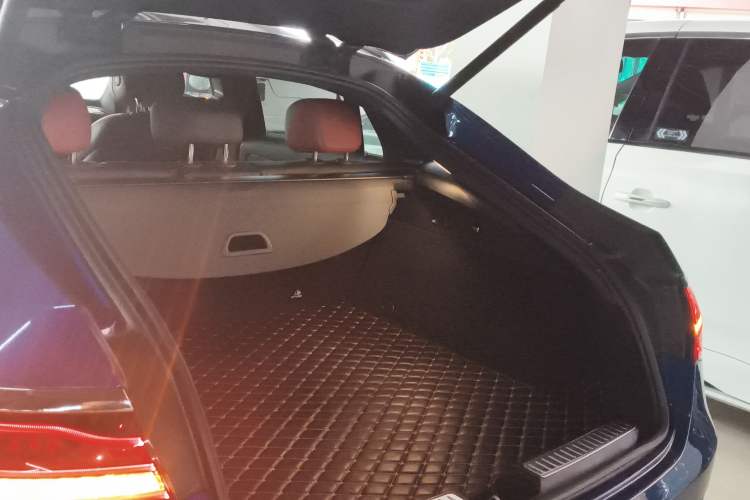 Used Mercedes-Benz GLC Coupe 2018 GLC 200 4MATIC Coupe SUV