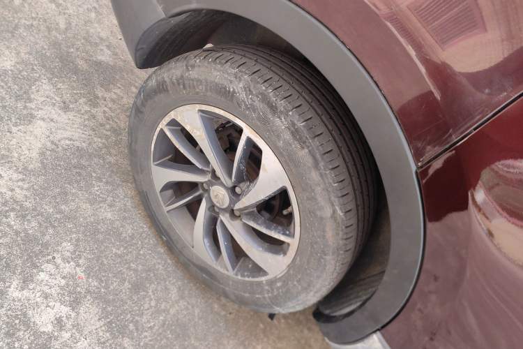 Used Baojun 560 2015 1.8L manual luxury version
