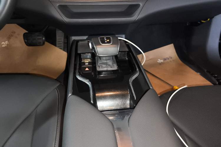 Used Hongqi E-QM5 2021 Ride-Hailing Charging—Didi Edition 5 Seats
