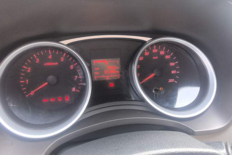 Used Wuling Hongguang 2019 1.5L S Standard Version China VI LAR
