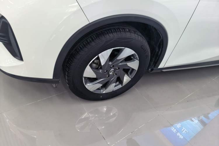 Used GAC Trumpchi GS4 2022 270T Automatic Smart Drive Navigation Edition Left Front Wheel Hub