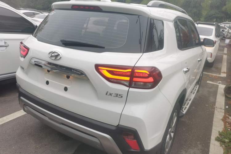 Used Hyundai ix35 2018 2.0L Automatic Two-Wheel Drive Zhiyong·Changlian Edition Rear Right 45 Deg