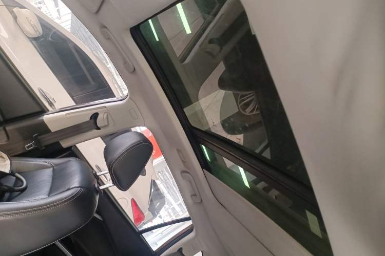 Used HYOSOW S6 2017 1.5T CVT Enjoyment Model
