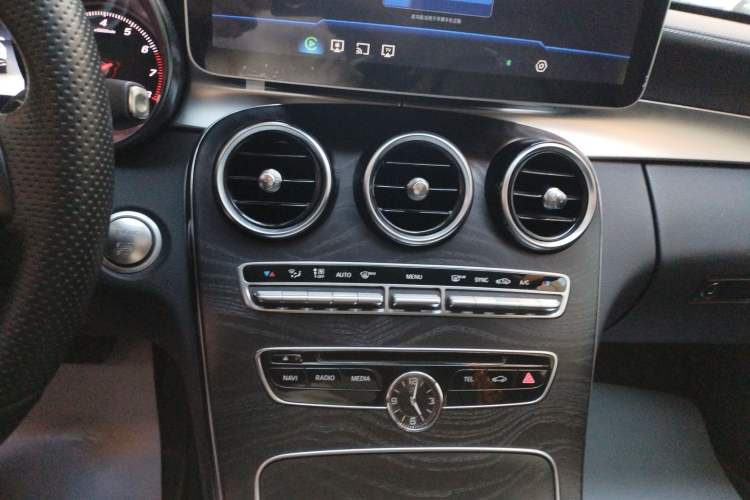 Used Mercedes-Benz C-Class 2015 C 200 L Sport Edition
