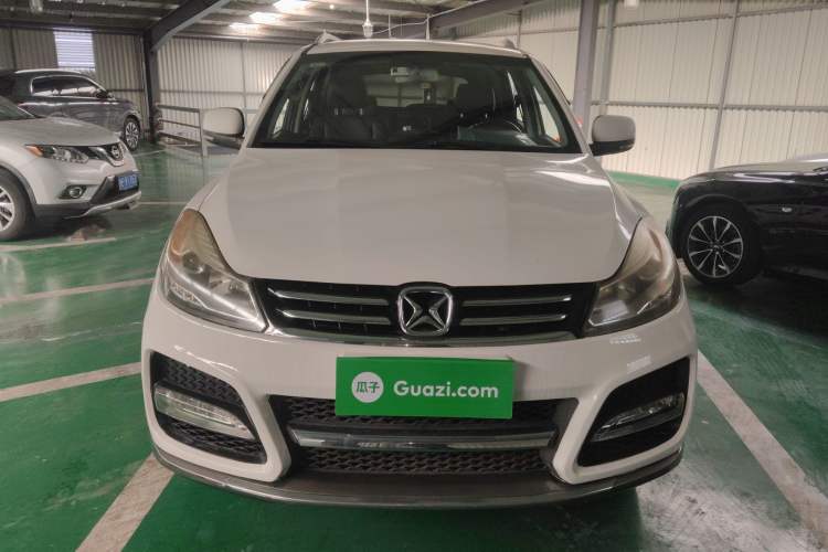 Used JMC Yusheng S350 2013 2.4T Automatic 2WD Diesel Luxury 7-Seater Front