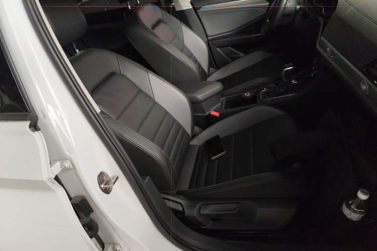 Used Volkswagen Sagitar 2021 200TSI DSG Excellence Edition
