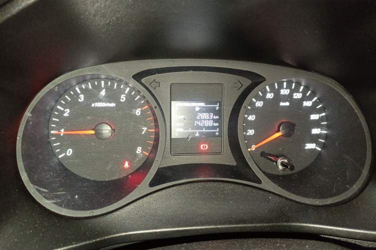 Used Wuling Hongguang PLUS 2020 1.5L Manual Standard Edition 5 Seats Instrument Cluster