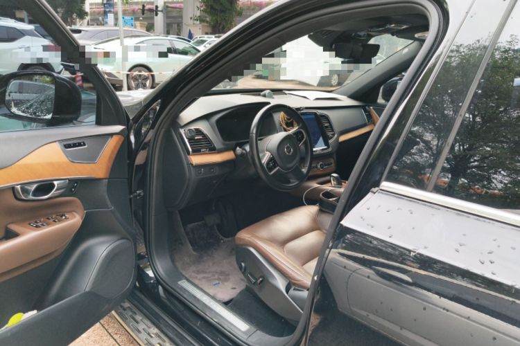 Used Volvo XC90 2021 B6 Zhiyi Luxury Edition 7-Seater
