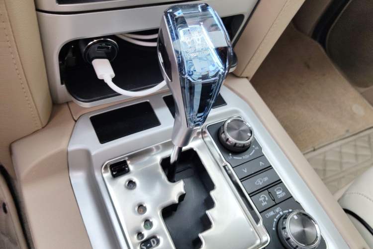 Used Toyota Land Cruiser  Gear Lever