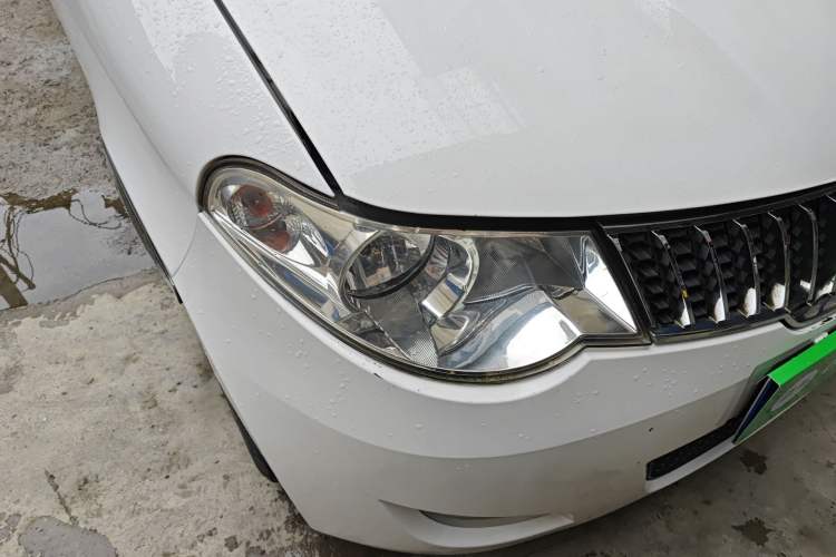Used Wuling Hongguang 2014 1.2L Standard Model China IV
