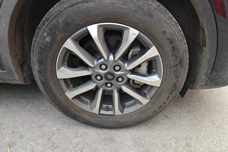 Used Ford Edge 2023 Ford Explorer L 2.0T EcoBoost E-Hybrid Two-Wheel Drive 7-Seater Luxury Model