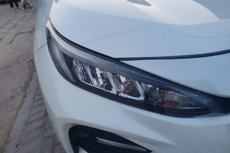 Used Toyota Wildlander 2022 2.0L CVT Two-Wheel Drive Leading Edition Right Front Headlight