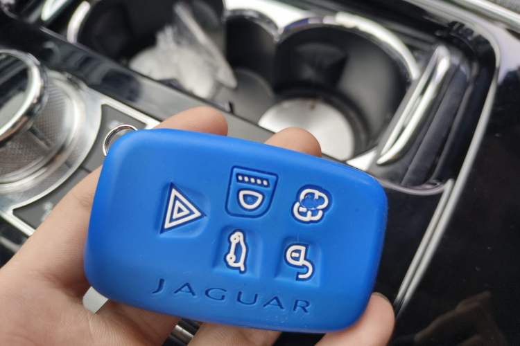 Used Jaguar XJ 2015 XJL 3.0 SC Elegant Business 80th Anniversary Limited Edition
