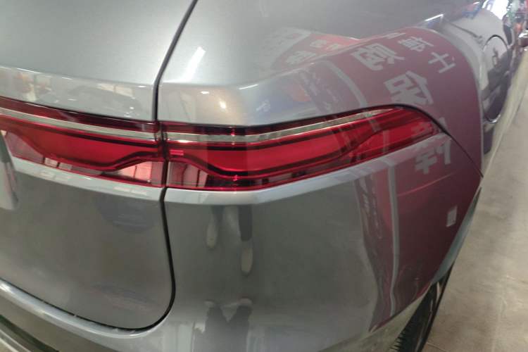 Used Jaguar F-PACE 2021 340 PS R-Dynamic SE
