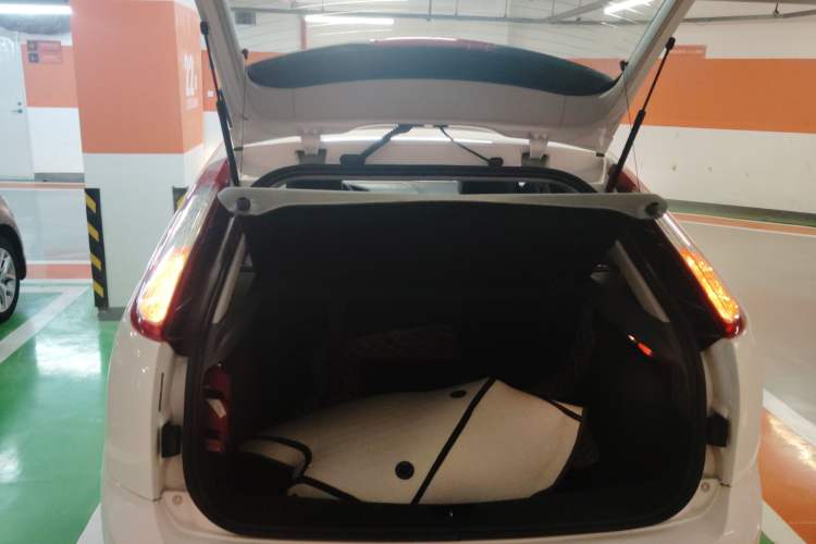 Used Ford Focus 2013 Hatchback Classic 1.8L Automatic Millionth Anniversary Edition