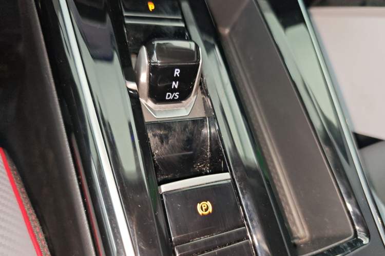 Used Volkswagen Lamando 2024 Lavida L 280TSI DSG Cool & Spicy Edition
