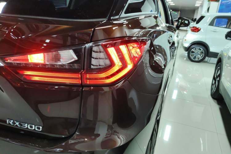 Used Lexus RX 2016 300 4x4 Elegant Edition China V-standard Exterior 1