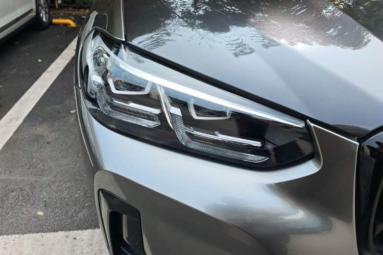 Used BMW X3 2022 xDrive30i Luxury Model M Night Sky Package Right Front Headlight