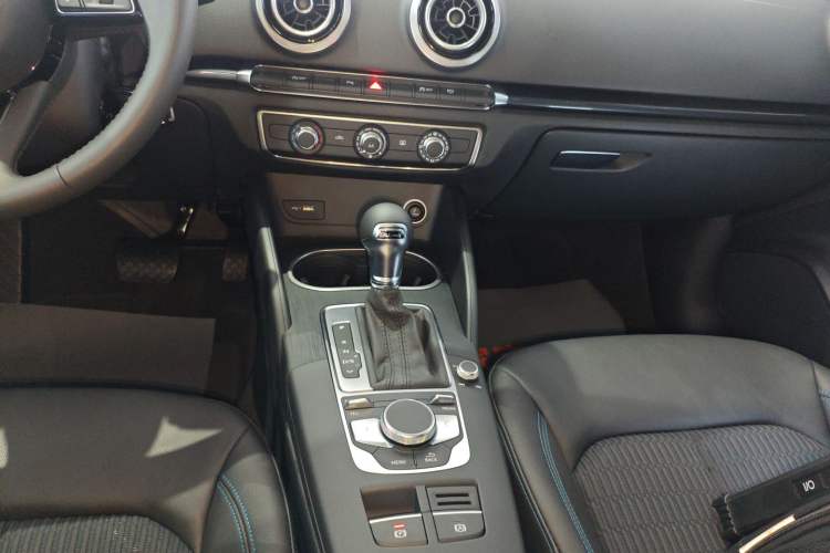 Used Audi A3 2020 Limousine 35 TFSI Fashion Edition China VI Emission Standard