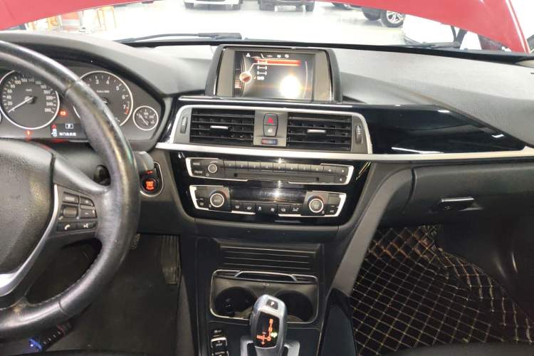 Used BMW 3 Series 2017 320Li Fashion Model