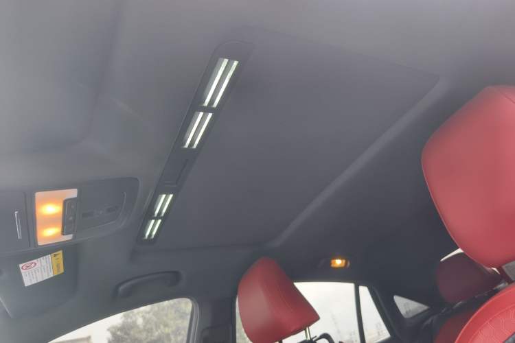 Used MG 5 2021 300TGI DCT Luxury Flagship Edition Headliner