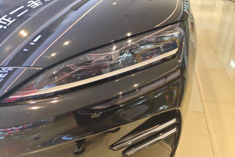 Used BYD Song PLUS New Energy 2025 DM-i Intelligent Driving 112KM Prestige Model Left Front Headlight