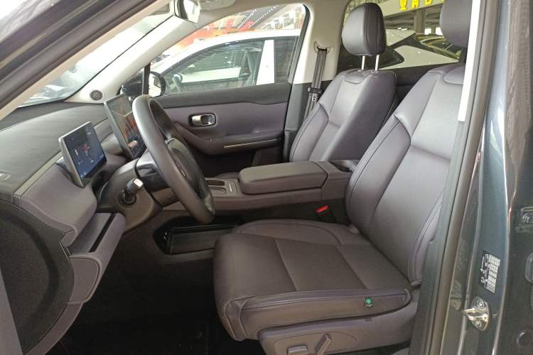 Used Leapmotor C16 2024 Pure Electric 520 Deluxe Edition Left Front Seat