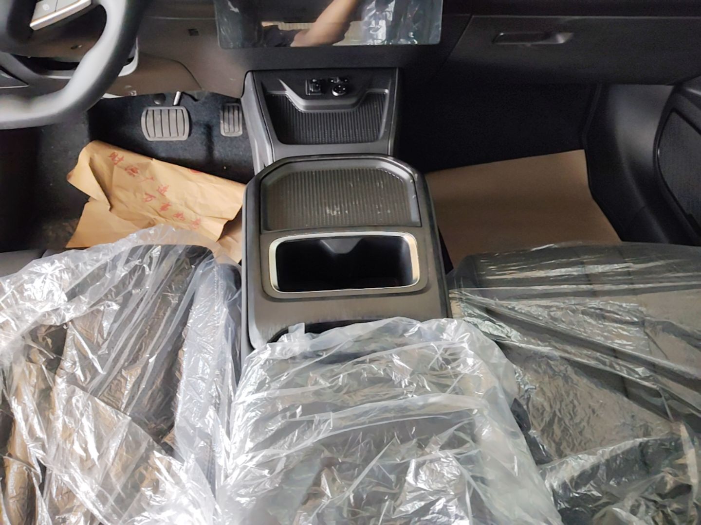 Dongfeng Aeolus SKY EV01 2025 530 km AIR Elite Edition — снимка 16