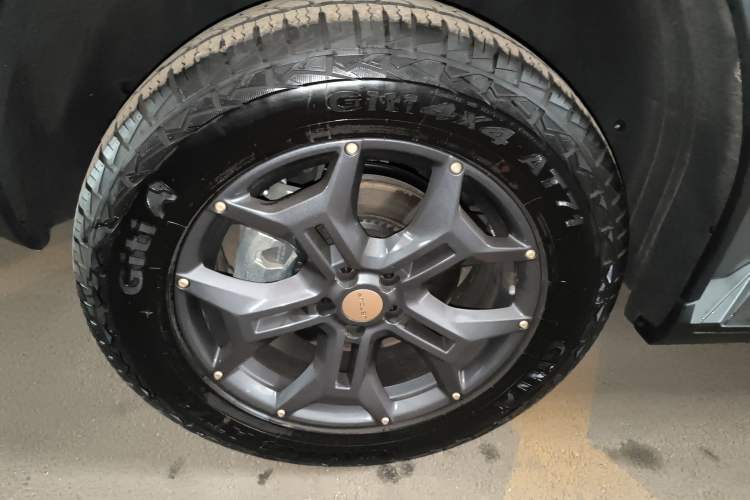 Used JETOUR Traveler 2025 2.0TD DCT XWD Cross+ Left Front Wheel Hub