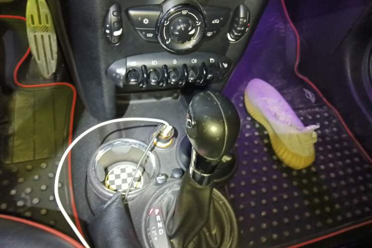 Used MINI 2012 1.6T COOPER S China Edition Gear Lever