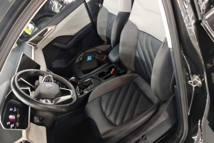 Used Volkswagen Tharu 2023 300TSI Two-Wheel-Drive Full Moon Edition Left Front Seat