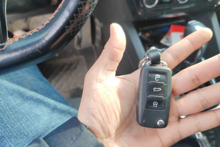 Used Volkswagen Sagitar 2018 280TSI DSG Ignite Edition Vehicle Key