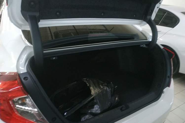 Used Honda Civic 2019 220TURBO CVT Dynamic Edition China VI Emission Standard