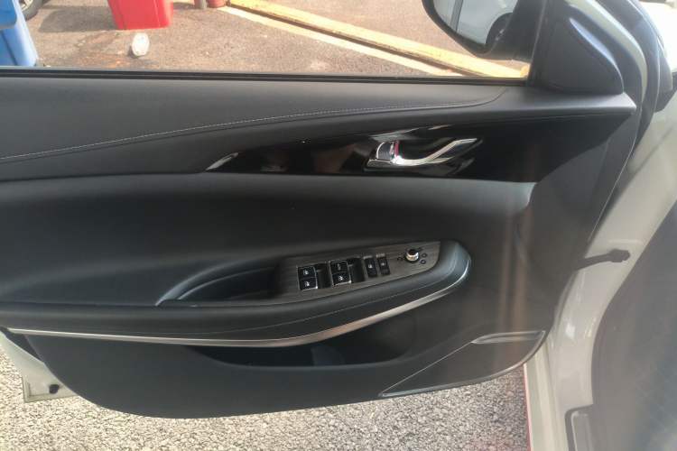 Used CHANGAN Ruicheng CC 2021 Blue Whale Edition 1.5T DCT Luxury Model
