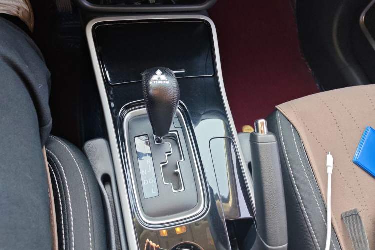 Used Mitsubishi Outlander 2021 Revised Version 2.0L Two-Wheel Drive Comfort Edition 5 Seats