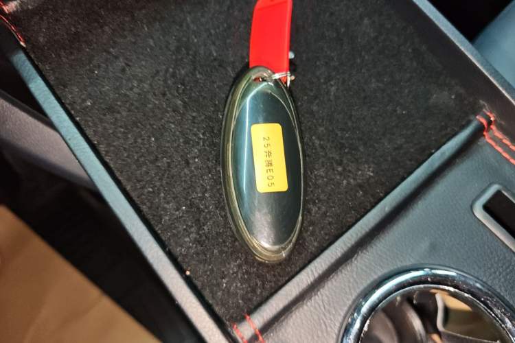 Used Bestune NAT 2023 PRO Comfortable Travel Battery-Swap Version 401km Vehicle Key