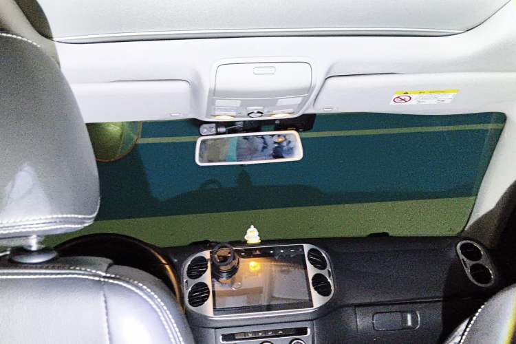 Used Volkswagen Tiguan 2017 300TSI Automatic Two-Wheel Drive Silk Road Comfort Edition Headliner