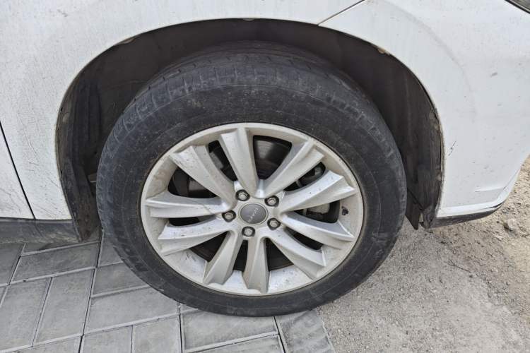 Used Haval H2 2016 Red-Label 1.5T Manual Two-Wheel Drive Luxury Model