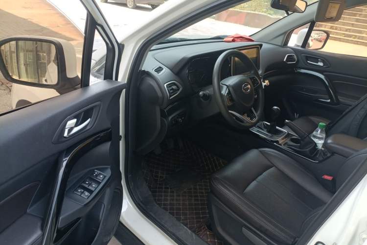 Used GAC Trumpchi GS4 2018 235T Manual Two-Wheel Drive Elite Edition Driver Seat