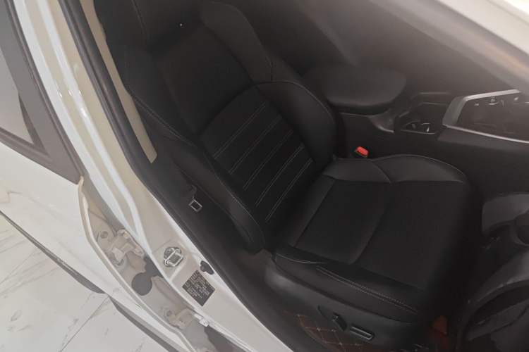 Used Toyota Wildlander 2023 Dual-Engine 2.5L E-CVT 4x4 Luxury PLUS Edition
